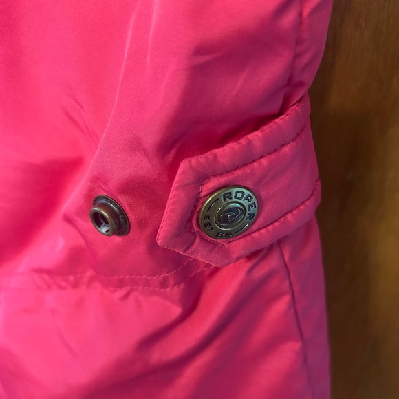 Roper Women’s Large  Hooded Pink Puffer Vest with Faux Fur Trim - Picture 7 of 7